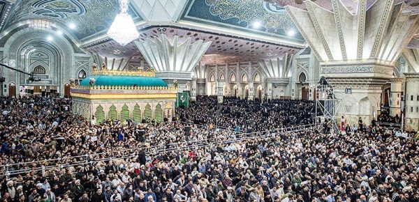 اعزام 122 مددجوی تحت حمایت و 30 نفر از پرسنل کمیته امداد به مرقد مطهر امام خمینی(ره)